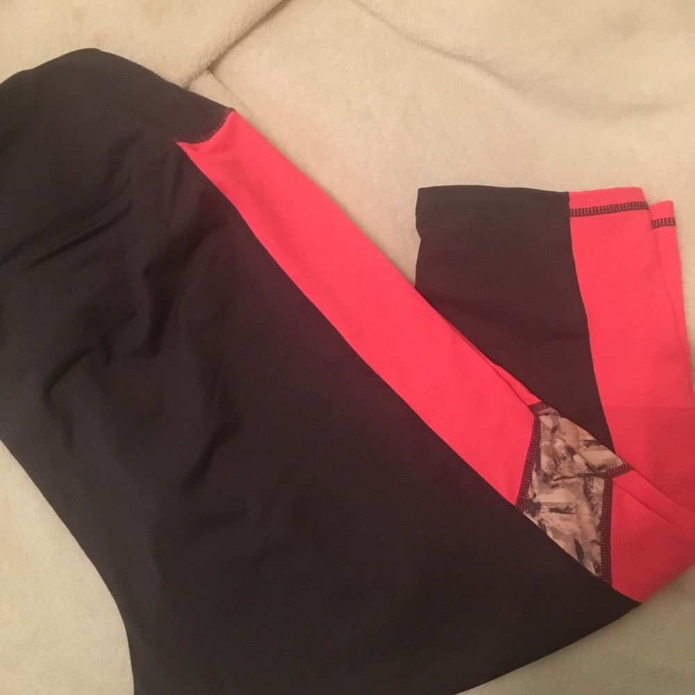 Torrid work out leggings - never worn!!